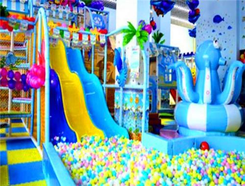 星期六儿童游乐园